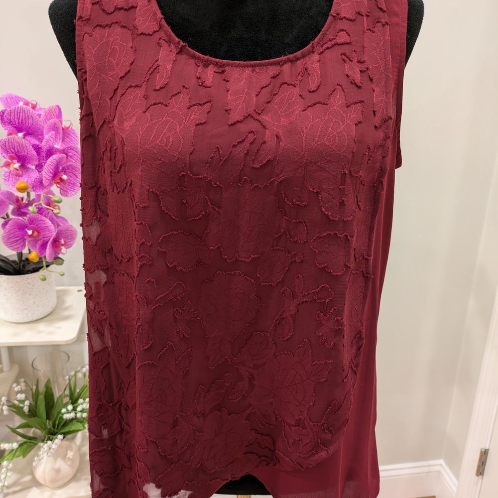 Red Tank Top Size Medium with Lustrous Sheen and Floral Pattern